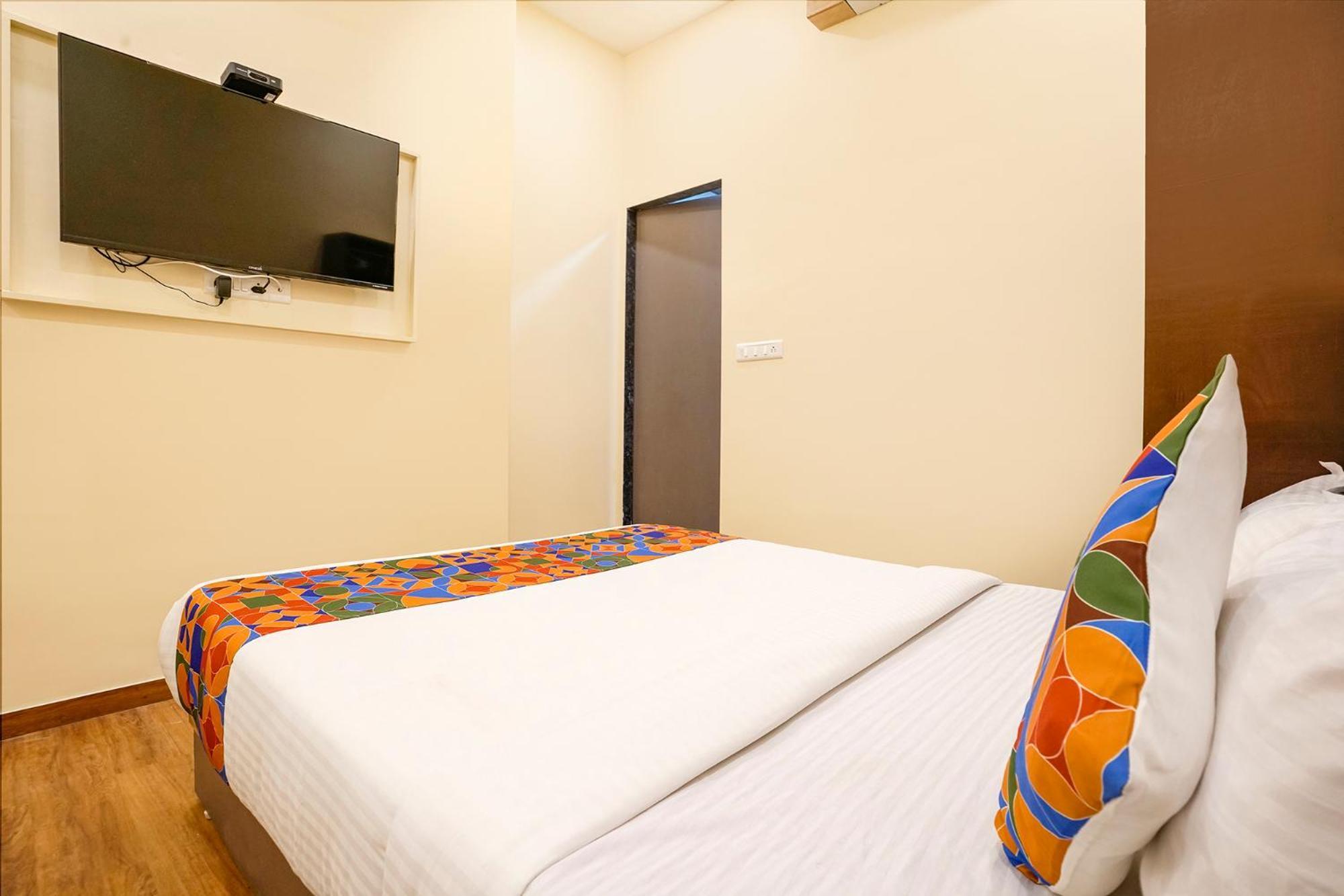 Fabhotel Freedom International - Nr Mumbai International Airport エクステリア 写真