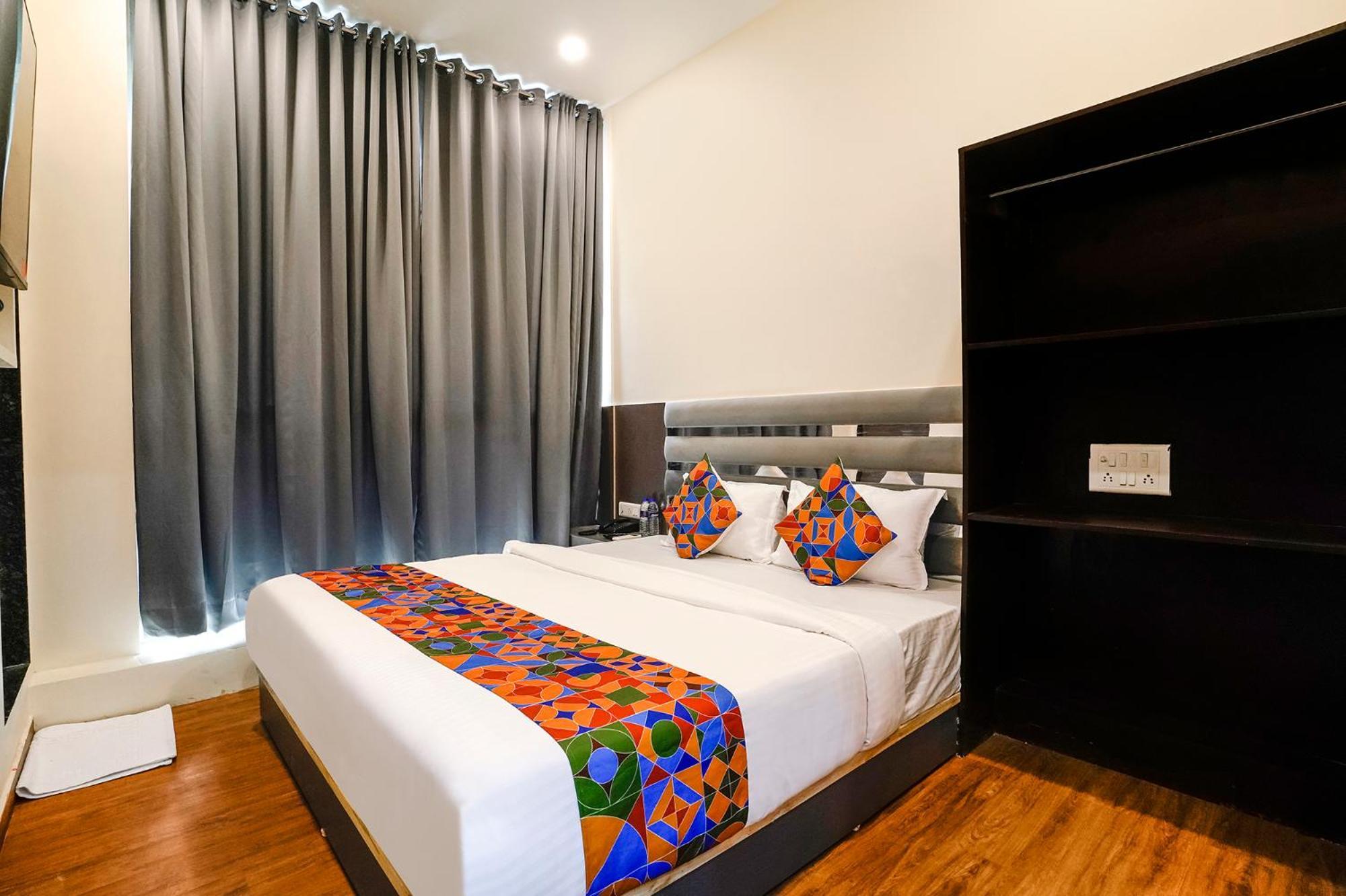 Fabhotel Freedom International - Nr Mumbai International Airport エクステリア 写真